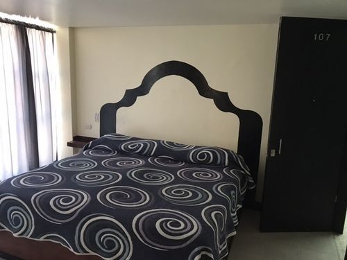 Hotel June Puebla Eksteriør bilde